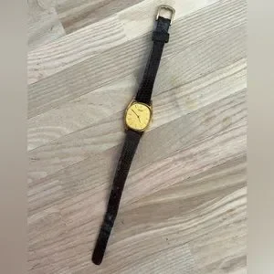 Seiko | Accessories | Seiko Ladies Watch Vintage Leather  display picture 2
